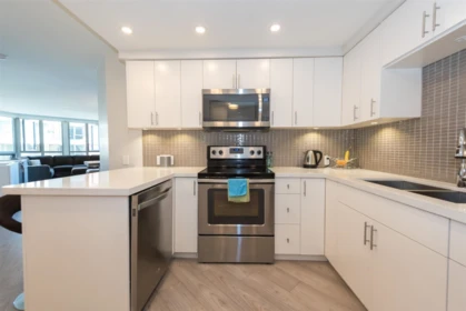 Breakfast Nook Photo of 303 1625 Hornby Street, Vancouver, BC