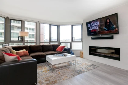 303 1625 Hornby Street, Vancouver, BC, Vancouver — Apartment/Condo for sale