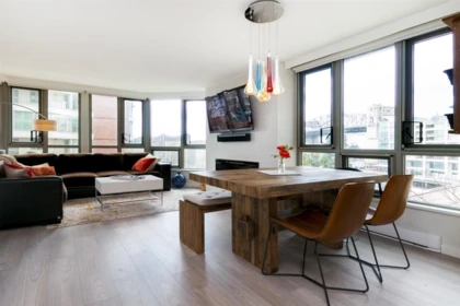 303 1625 Hornby Street, Vancouver, BC, Vancouver — Apartment/Condo for sale