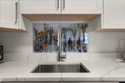 Kitchen Island Photo of 323 31955 Old Yale Road, Abbotsford, BC