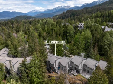 Community Amenities Photo (Clubhouse) of 5 2200 Eva Lake Road, Whistler, BC