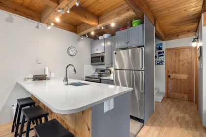 5 2200 Eva Lake Road, Whistler, BC, Whistler — Townhouse for sale