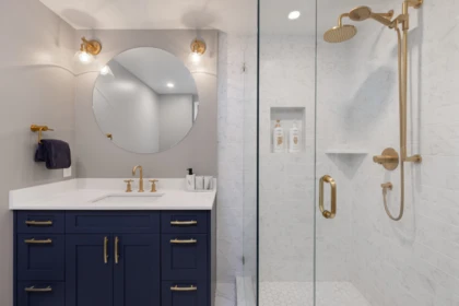Guest Bathroom Photo of 5 2200 Eva Lake Road, Whistler, BC