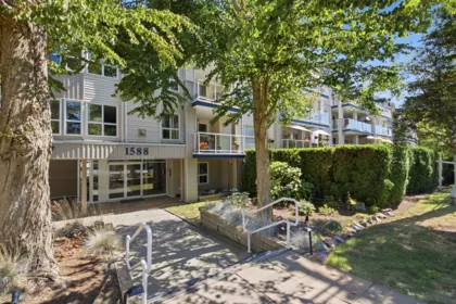 113 1588 Best Street, White Rock, BC, White Rock — Apartment/Condo for sale