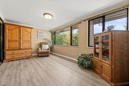 Guest Bathroom Photo of 212 15313 19 Avenue, Surrey, BC
