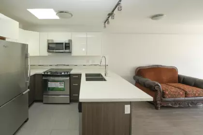 403 2408 E Broadway, Vancouver, BC, Vancouver — Apartment/Condo for sale