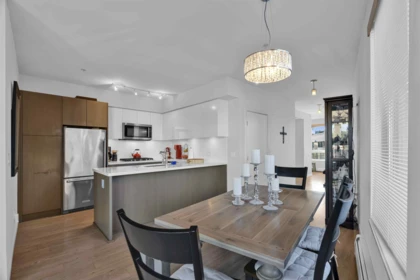 Kitchen Island Photo of 613 417 Great Northern Way, Vancouver, BC