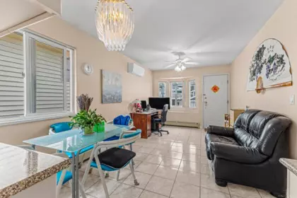 Pantry Photo of 4137 Parker Street, Burnaby, BC