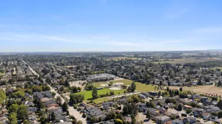 Community Amenities Photo (Clubhouse) of 24 6100 Woodwards Road, Richmond, BC