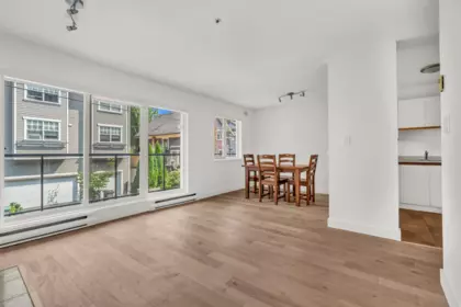 Kitchen Photo of 204 833 W 16th Avenue, Vancouver, BC