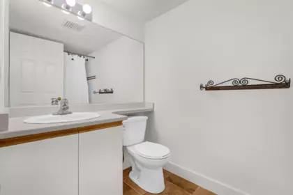 Walk-In Closet Photo of 204 833 W 16th Avenue, Vancouver, BC