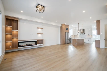 16685 16 Avenue, Surrey, BC, Surrey — Half Duplex for sale