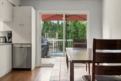 Breakfast Nook Photo of 33306 Rainbow Avenue, Abbotsford, BC