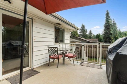 Primary Bedroom Photo of 33306 Rainbow Avenue, Abbotsford, BC