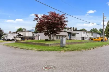 46551 Teton Avenue, Chilliwack, BC, Chilliwack — Single Family Residence for sale