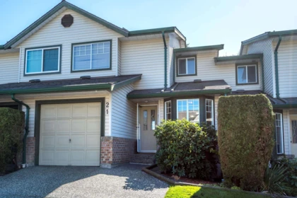 Living Room Photo of 21 8863 216 Street, Langley, BC