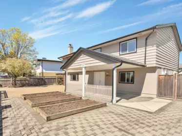 Family Room Photo of 6500 Azure Road, Richmond, BC