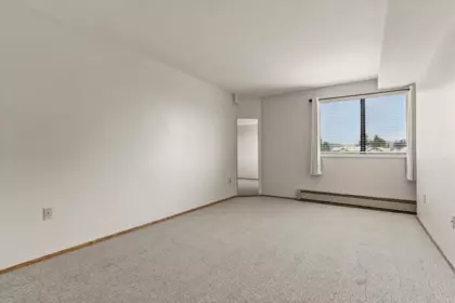 Basement Recreation Room Photo of 403 31955 Old Yale Road, Abbotsford, BC