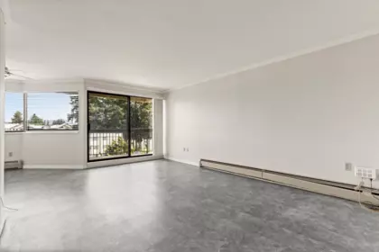 Family Room Photo of 403 31955 Old Yale Road, Abbotsford, BC