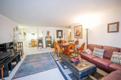 Kitchen Photo of 212 16085 83 Avenue, Surrey, BC