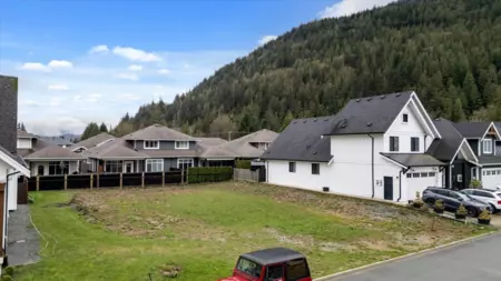 630 Schooner Place, Harrison Hot Springs, BC, Harrison Hot Springs — Land for sale