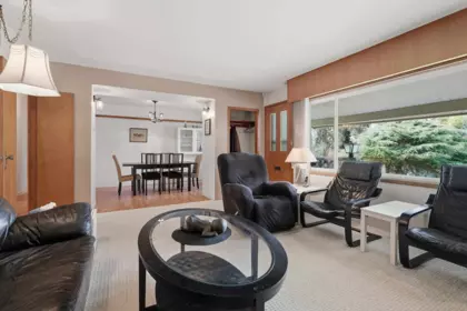 Mudroom Photo of 11626 248 Street, Maple Ridge, BC