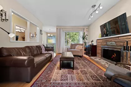 Living Room Photo of 6459 Dumfries Street, Vancouver, BC