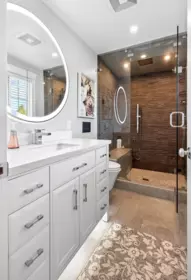 Entry Foyer Photo of 6462 185 Street, Surrey, BC