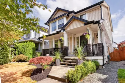 Living Room Photo of 6462 185 Street, Surrey, BC