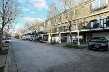 Outdoor Patio Photo of 53 19572 Fraser Way, Pitt Meadows, BC