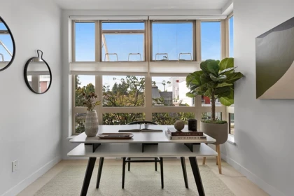 Living Room Photo of 207 707 E 20th Avenue, Vancouver, BC