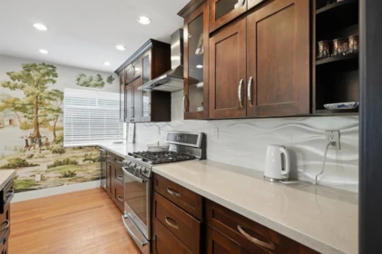 Powder Room Photo of 2015 Creelman Avenue, Vancouver, BC