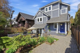 2015 Creelman Avenue, Vancouver, BC
