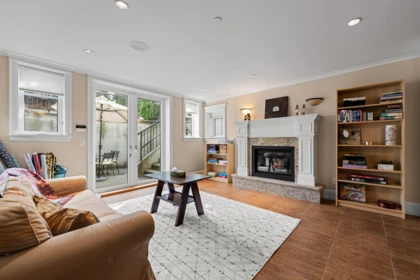 Hot Tub / Spa Photo of 2360 Jefferson Avenue, West Vancouver, BC