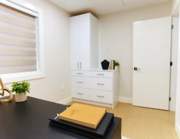 Powder Room Photo of 7653 117 Street, Delta, BC