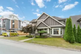 702 Grover Avenue, Coquitlam, BC