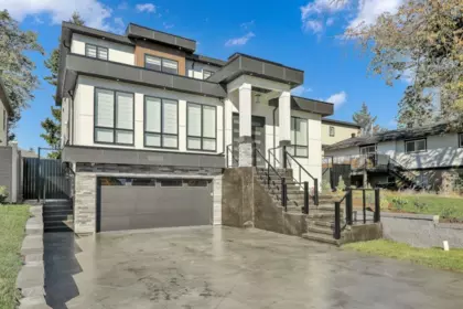 15683 107 Avenue, Surrey, BC, Surrey — Single Family Residence for sale