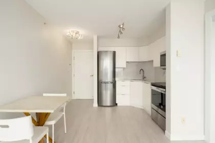 Kitchen Photo of 809 5189 Gaston Street, Vancouver, BC
