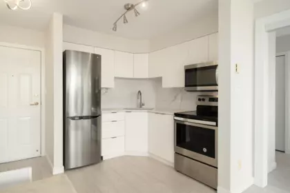Primary Bedroom Photo of 809 5189 Gaston Street, Vancouver, BC