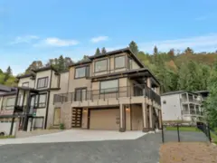 8447 Forest Gate Drive, Chilliwack, BC