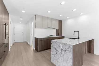 202 3590 W 39th Avenue, Vancouver, BC, Vancouver — Apartment/Condo for sale