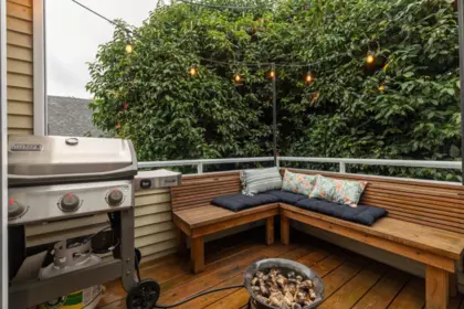 Breakfast Nook Photo of 1345 Woodland Drive, Vancouver, BC