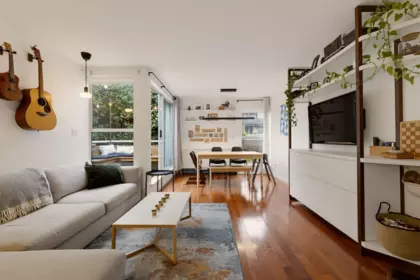 Kitchen Island Photo of 1345 Woodland Drive, Vancouver, BC