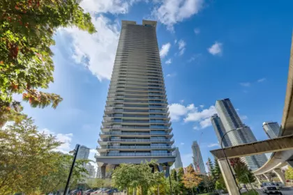 4205 4720 Lougheed Highway, Burnaby, BC, Burnaby — Apartment/Condo for sale