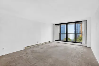 801 4165 Maywood Street, Burnaby, BC, Burnaby — Apartment/Condo for sale