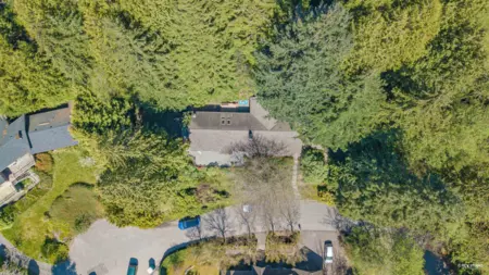 2261 Gisby Street, West Vancouver, BC, West Vancouver — Single Family Residence for sale