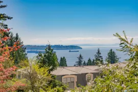 2261 Gisby Street, West Vancouver, BC