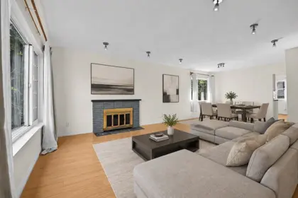 2216 E 41st Avenue, Vancouver, BC, Vancouver — Single Family Residence for sale
