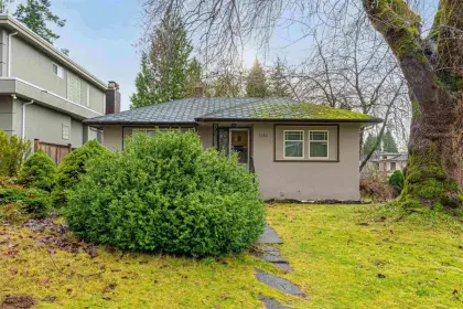 1722 W 68th Avenue, Vancouver, BC, Vancouver — Single Family Residence for sale