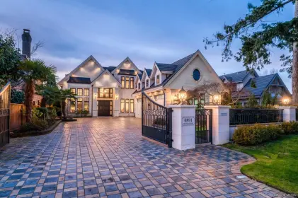 6891 Mayflower Drive, Richmond, BC, Richmond — Single Family Residence for sale